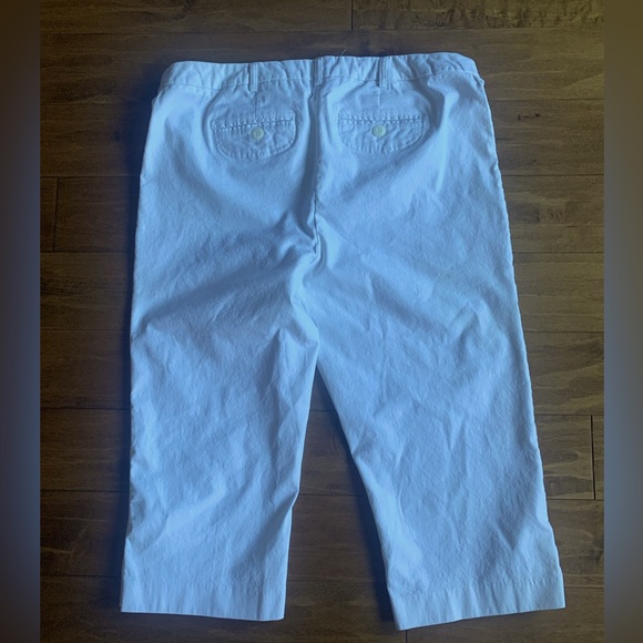 White capri pants. - Picture 2 of 7